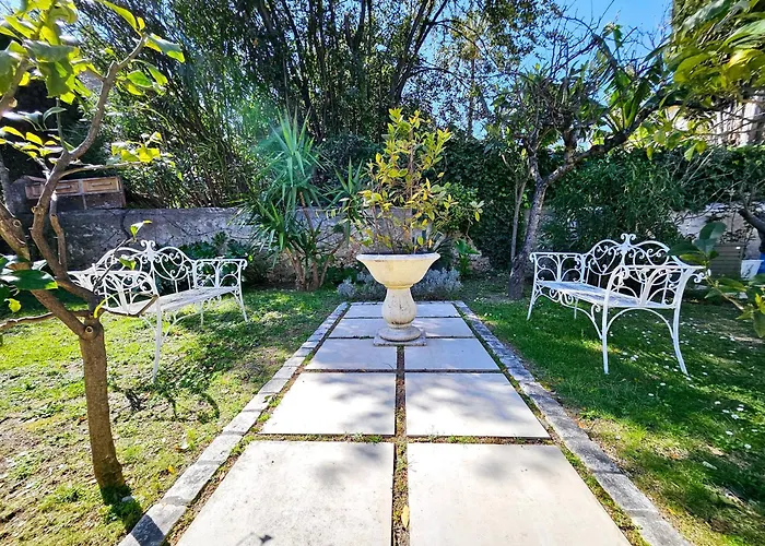 Le Petit Four Jardin - Dans Le Vieil Lejlighed